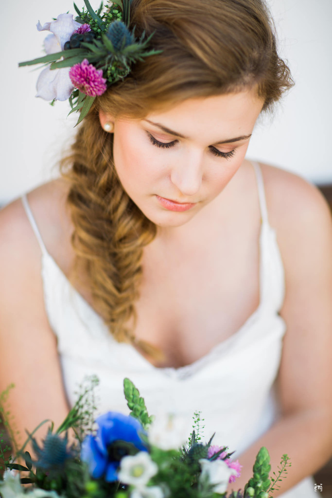 Brautkleid, Mode, Hochzeitsmode, Hochzeit, , Vintage Brautkleider, Styled Shoot, Wilder Kaiser, Vintage-Bohème, Hochzeitskleider, Ernst Merkhofer, Fotograf, Brautkleid Inspiration , Brautkleid, Spitze, Brautstrauss,