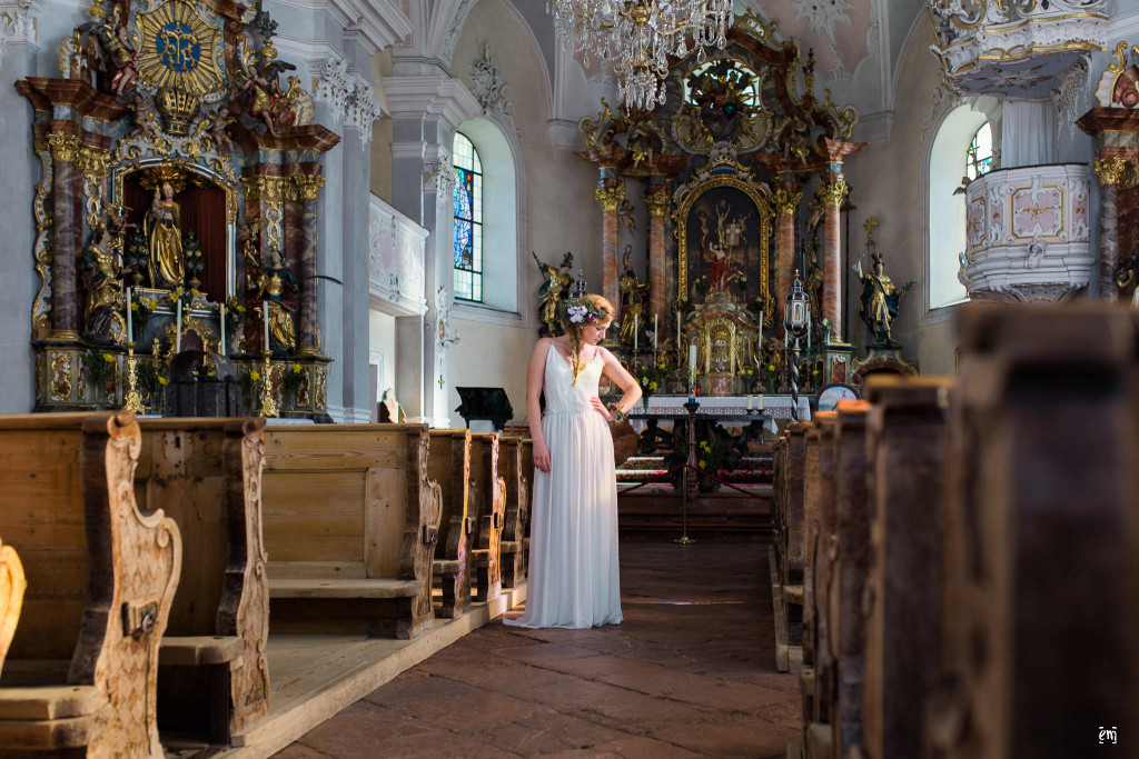 Brautkleid, Mode, Hochzeitsmode, Hochzeit, , Vintage Brautkleider, Styled Shoot, Wilder Kaiser, Vintage-Bohème, Hochzeitskleider, Ernst Merkhofer, Fotograf, Brautkleid Inspiration , Brautkleid, Spitze, Brautstrauss,