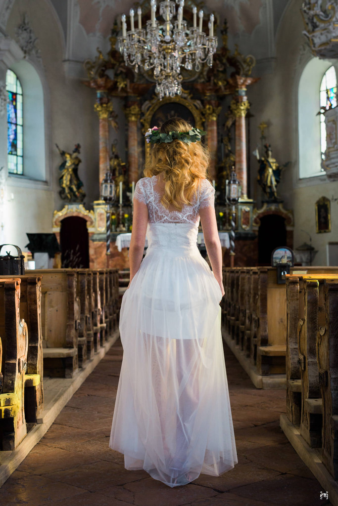 Brautkleid, Mode, Hochzeitsmode, Hochzeit, , Vintage Brautkleider, Styled Shoot, Wilder Kaiser, Vintage-Bohème, Hochzeitskleider, Ernst Merkhofer, Fotograf, Brautkleid Inspiration , Brautkleid, Spitze, Brautstrauss,