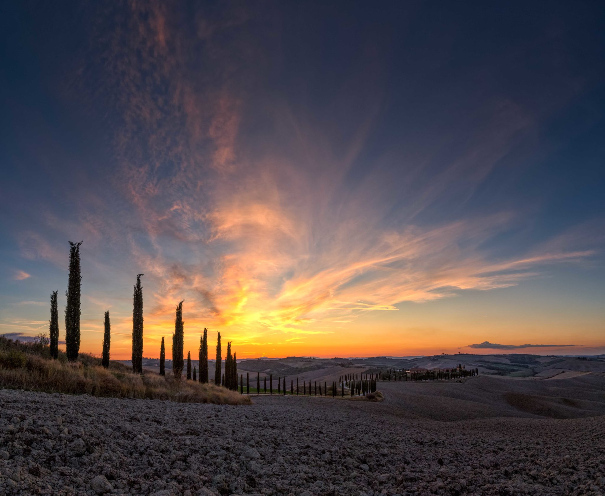 near Asciano, Crete Senesi, Agritourismo, Toskana, sunset, clouds, Herbst, Workshop, Workshops, Fotografie, Panorama, Photography, Ernst Merkhofer,