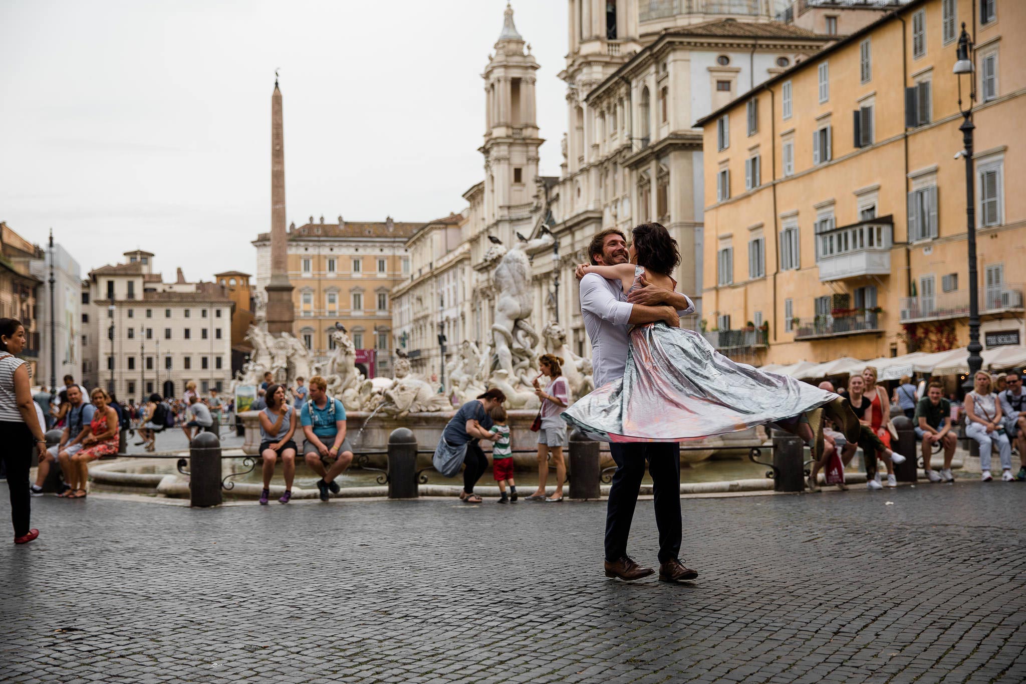 Portfolio, RomAntik, Dolce Vita, Ernst Merkhofer Exclusive, Fotograf, Rom , Exlusive, Signature Shot, Ernst Merkhofer, Pärchen, junges Paar, Foto Session, Photo Shoot, Staircase, Love, Portraits, Portrait, Rome, sw, bnw,